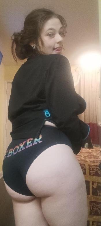 Candy, 20  female escort, Jackson