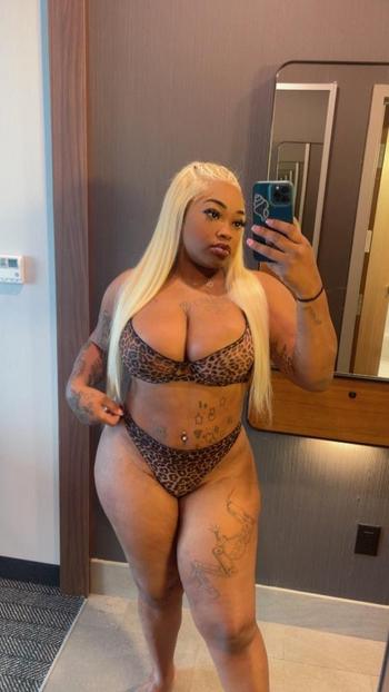 Ross, 29  female escort, Jackson