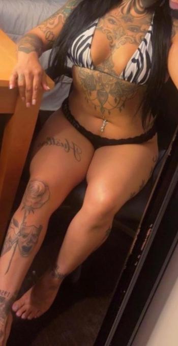Khloe, 26  female escort, Jackson